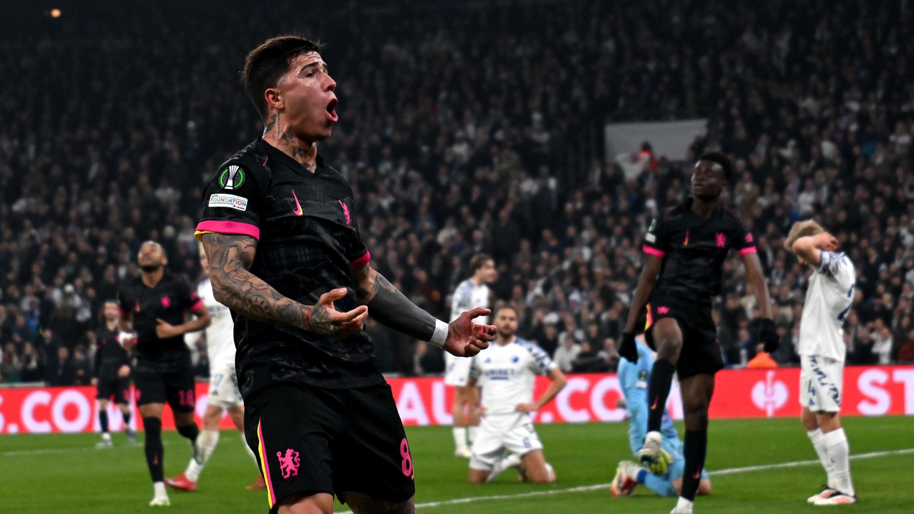 的舞台上 的舞台上